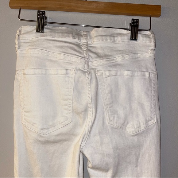 Free People White Distressed Jeans 26 inseam 26” ankle crop - Picture 6 of 6